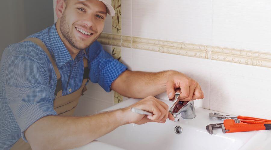 Professional clogged drains services in Richlands, NC